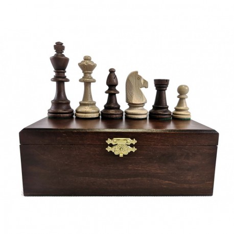 Chess Staunton No 6 in wooden case